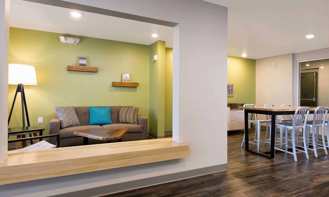 Las Colinas Hotel | WoodSpring Suites Las Colinas - Northwest Dallas