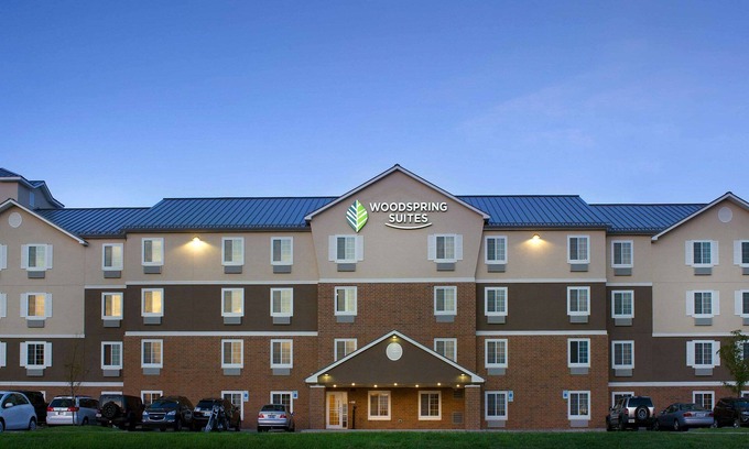 Jeffersontown Hotel | WoodSpring Suites Louisville Jeffersontown