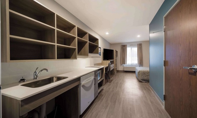 Wixom Hotel | Woodspring Suites Wixom - Novi