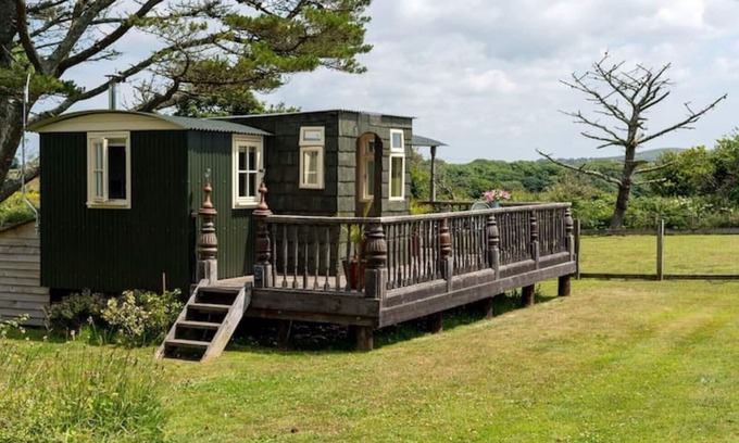 Rosudgeon Cabina | Woodstock Retreat Shepherd's Hut