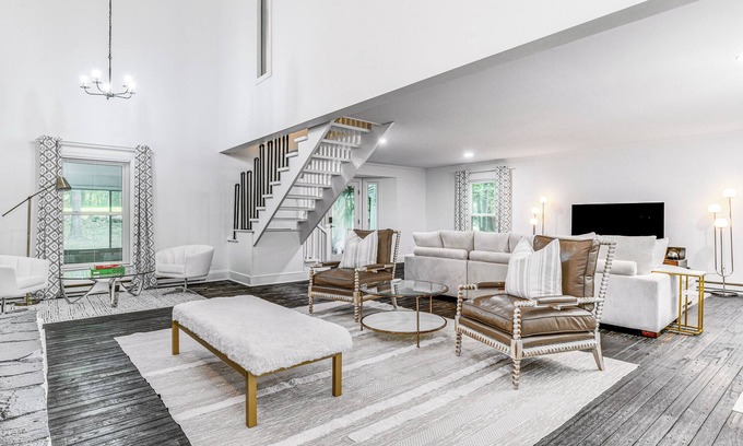 Mount Mourne Casa | Woodsy Concord Retreat ~ 11 Mi to Nascar!