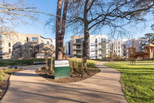 Leopardstown Apartamento | Woodward Square One by Dublin At Home