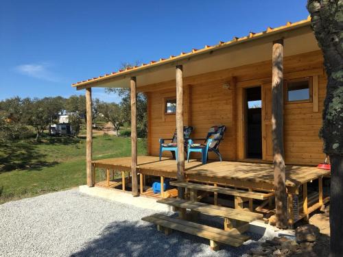Aldeia dos Palheiros Otro | Woody caravan op de camping