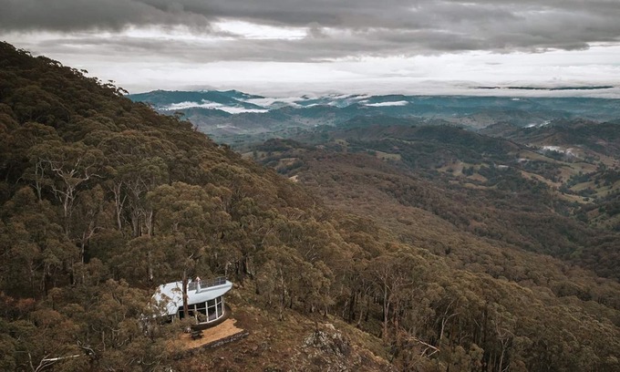 Belltrees Casa | Woolooma Glass House