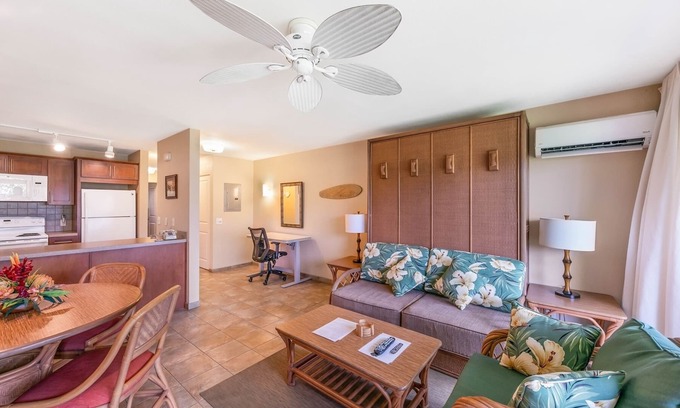 Kapaa Condominio | Work Remotely at this Garden View Condo | Pono Kai Resort | PK-H207