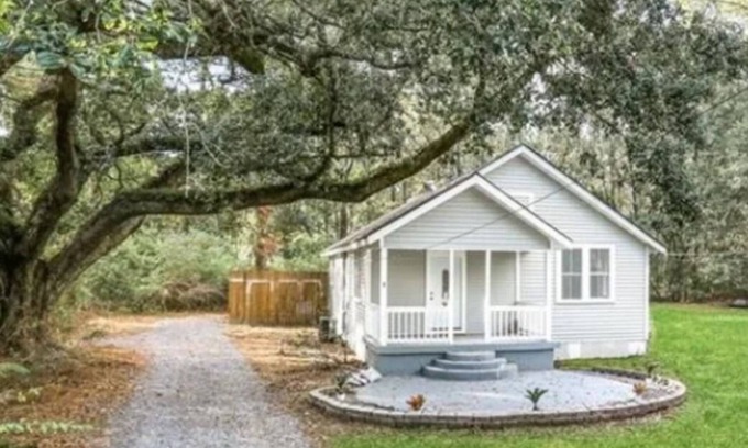 Slidell Casa | Workers Paradise Mid-Term Rental Great price No Cleaning Fee