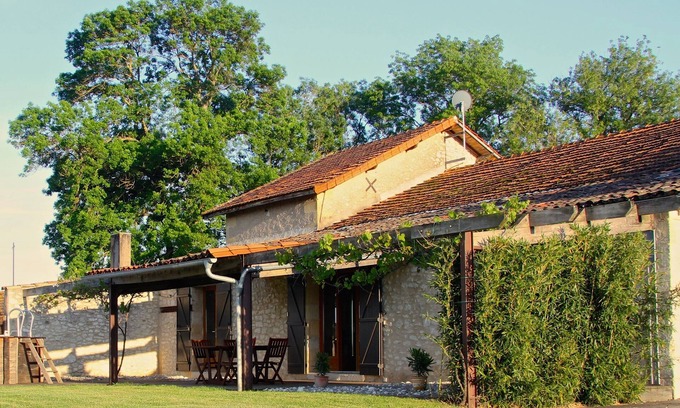 Saussignac Casa | Barn Gite-vineyard, views, pool, wifi, sala de juegos - "L 'Atelier" en Les Marais
