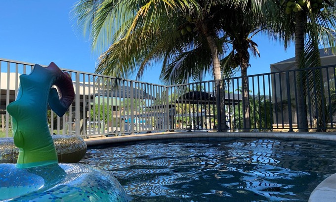 Saint James City Casa | World Class Fishing, direct canal on Gulf of Mexico, 3/3, boat lift, heated pool
