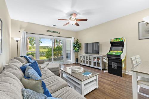 Carolina Forest Casa | World Tour Golf Resort Course-front Unit 103