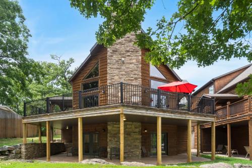 Branson Cabina | Worth the Wake
