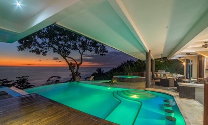 Dominical Casa | ¡Guauu! 5 habitaciones con increíbles vistas al mar !!!