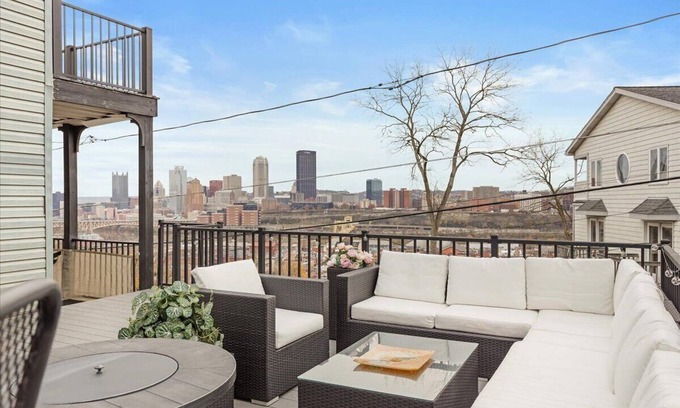 South Side Slopes Apartamento | Wow! Skyline Sunset Escape On Hackstown