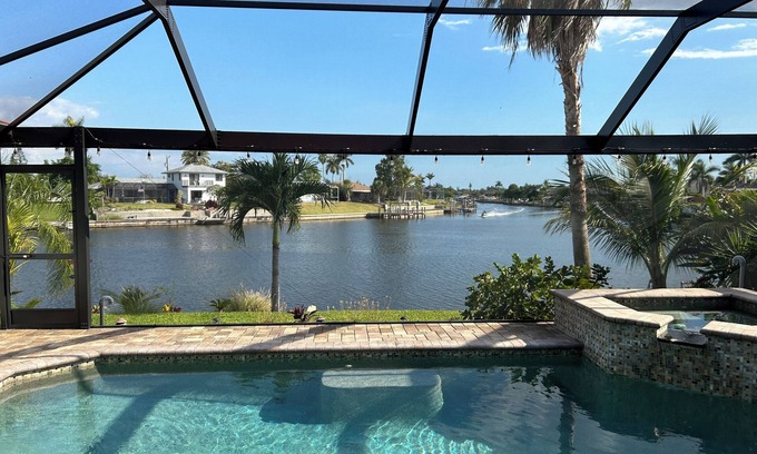 Caloosahatchee Villa | Wow View! Family friendly 4 bd. 2 bth. Villa. Pool + Spa, Gulf