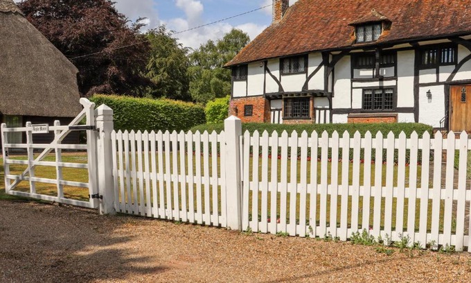 Etchinghill Casa | Wren Cottage at Boyke Manor