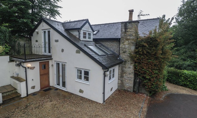Goodrich Cabaña | WREN COTTAGE, family friendly, character holiday cottage in Goodrich