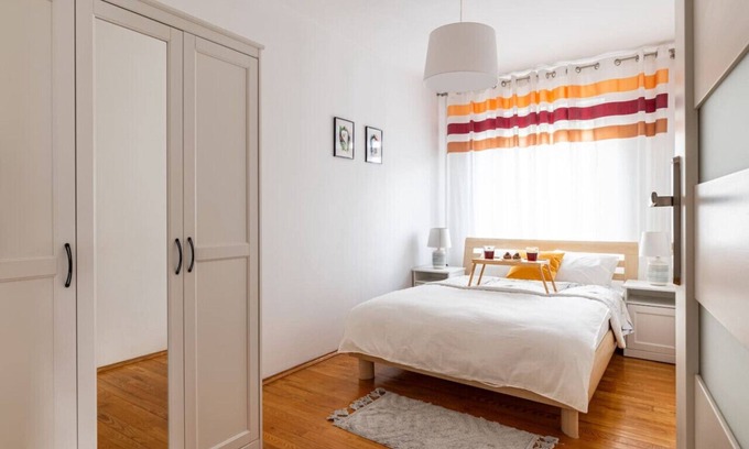 Krzyki Apartamento | Wrocław Apartment - Balcony, Park and Tram nearby - by Rentujemy