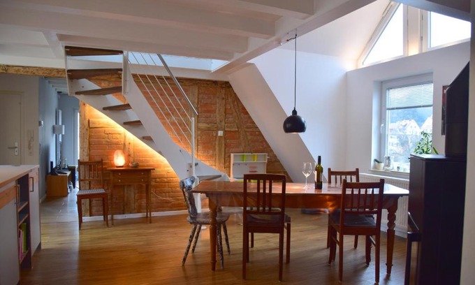 Kaltental Apartamento | Wunderschöne helle Wohnung, 10 min zum Zentrum