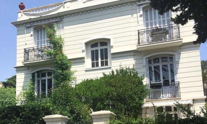 Lazaret Apartamento | Wunderschöne Wohnung in Jugendstilvilla am Hafen