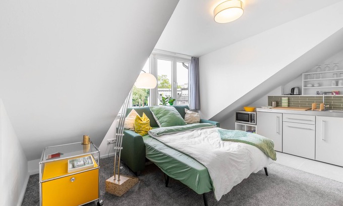 Ossendorf Apartamento | Wunderschönes Dachstudio im Beliebten Köln Ehrenfeld