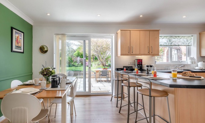 Norwich Casa | Wyatt House - Dos Habitaciones Casa, Capacidad 4