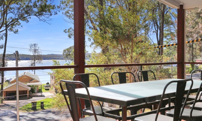 North Arm Cove Casa | Wylah - views of the cove