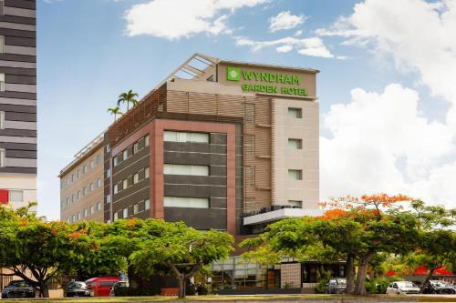 Área de la avenida Tulum Hotel | Wyndham Garden Cancun Downtown