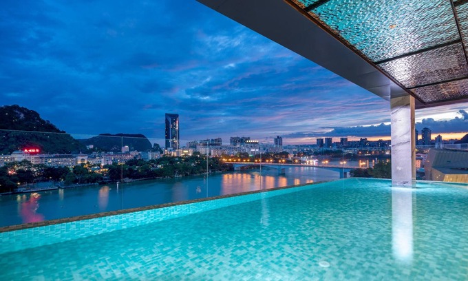 Yufeng District Hotel | Wyndham Garden Liuzhou Wuxing Street