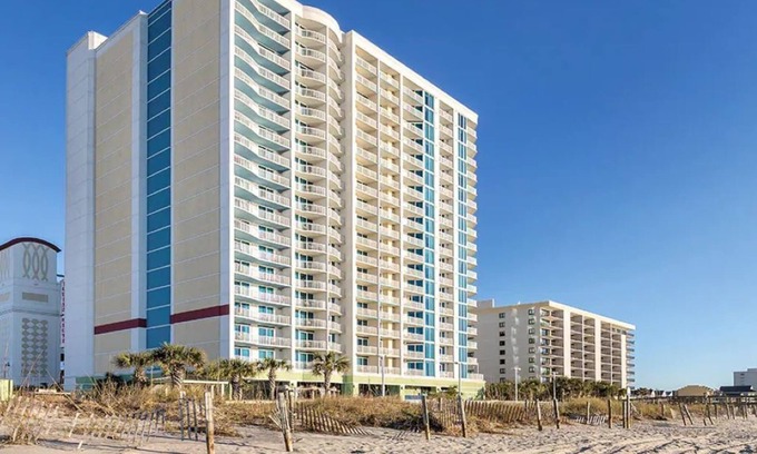 Cherry Grove Beach Complejo | 🌴Wyndham Towers on the Grove✨ Experience Paradise in a 2BR Villa - Sleeps 8!