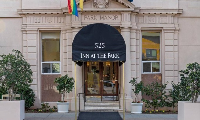 Park West Apartamento | Wyndham Victorian style 2 bedroom condo in San Diego near Hillcrest & Downtown