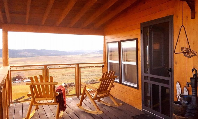 Daniel Cabina | Wyoming Range & Bridger-Teton NF Cabin- Senderismo, motos de nieve, ORV Paradise