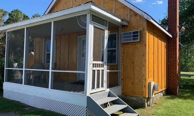 West Ocean City Cabina | X-Large, 2Br Poolside Cabin! Perfect for Family Vacation!