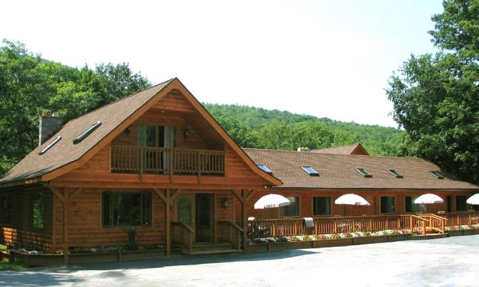 Jewett Center Complejo | Xenia Lodge