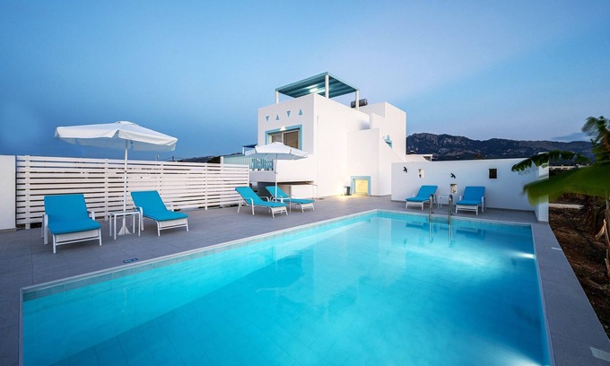 Zipari Villa | Xenos Villa 7 con piscina privada cerca del mar
