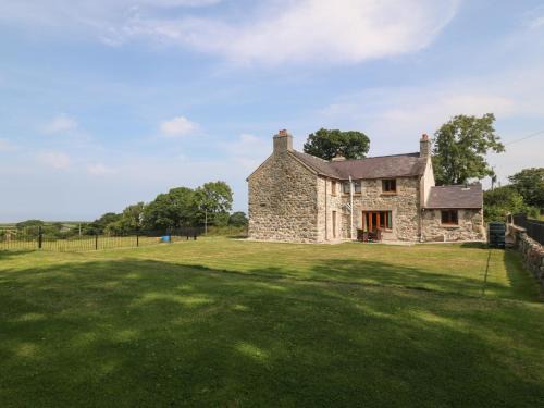 Dinas Casa | Y Berth Ddu Farmhouse