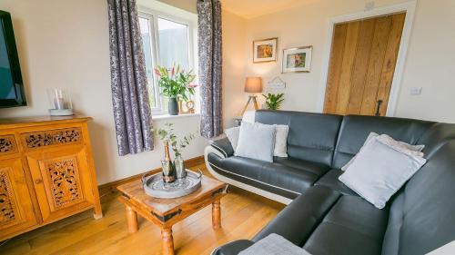 Cylch-Y-Garn Casa | Y Beudy