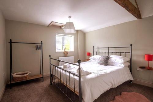 Pentrefelin Casa | Y Cwtsh