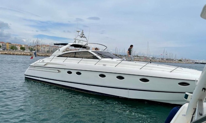 Pointe Croisette Alquiler De Eote | Yacht 17M Cannes Croisette Port Canto,3 Ch,clim,tv