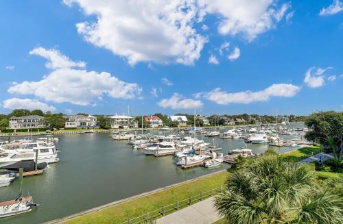 Isle of Palms Casa | Yacht Harbor Court 30 by Wild Dunes, Marina View with Resort Amenity Access