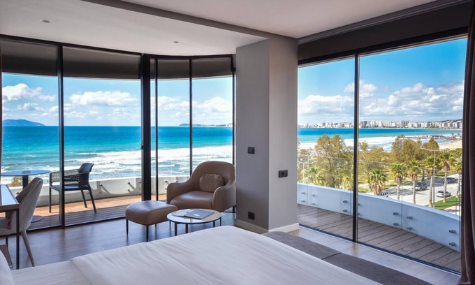 Vlore Hotel | Yacht Hotel