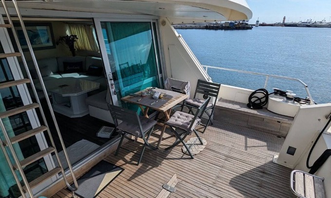 Cannes Old Town Alquiler De Eote | Yacht Mémorable en Plein Coeur de Cannes - Beau Rivage