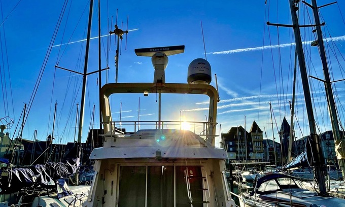 Trouville-sur-Mer Alquiler De Eote | Yacht Privé Deauville