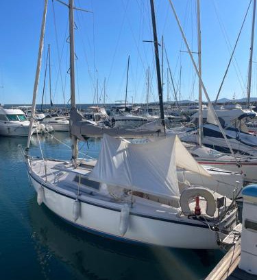 Saint-Raphael Alquiler De Eote | Yacht Studio Galarne