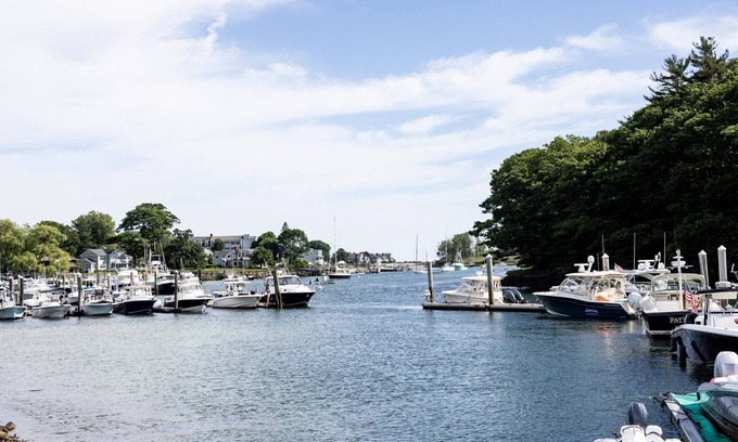 Kennebunkport Hotel | Yachtsman Hotel & Marina Club