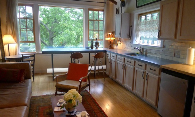 Perkasie Casa | De Yaffa Blue Heron Farm - Encanto, granero lado del lago en el condado de Bucks