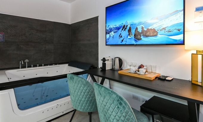 Tiberias Old City Casa | Yalarent Malina motel in Tiberias