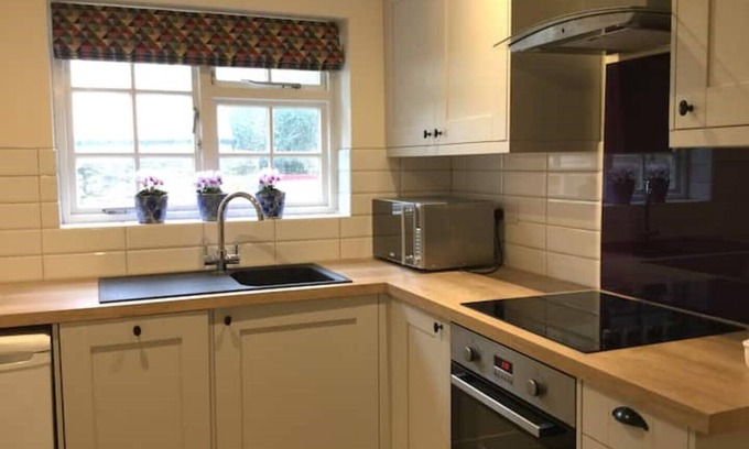 Sherborne Cabaña | Yard House Cottage 1