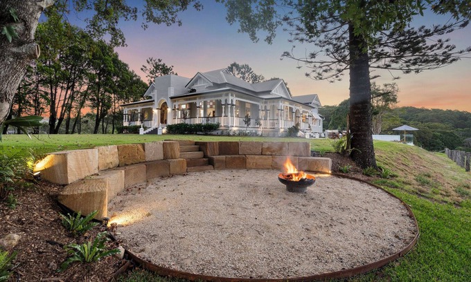 Cudgera Creek Otro | Yarrum Downs House - Luxury Farmstay - 5 min to beach