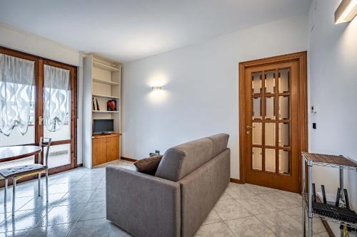 Isolotto Apartamento | YD quiet apt Leopolda with parking