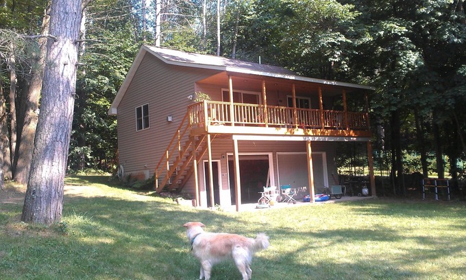 Lake Nebagamon Cabaña | Todo el año Casa del Lago, HDTV, WIFI, uso del verano del barco de pesca de paletas barco.