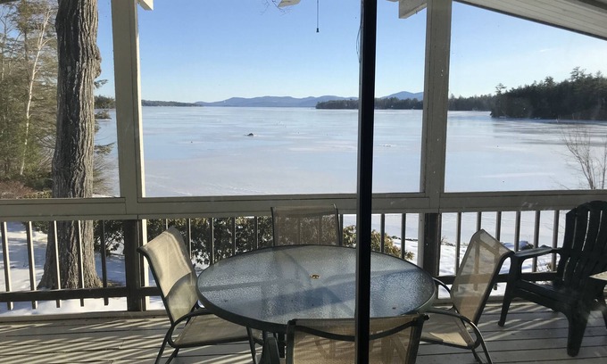 Moultonborough Casa | ¡Escapada privada durante todo el año frente al lago!